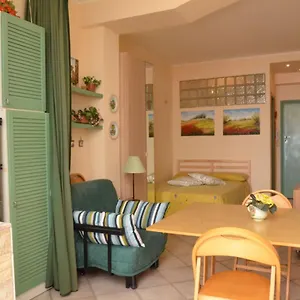  Appartamento Depandance Casa Andrea Italia